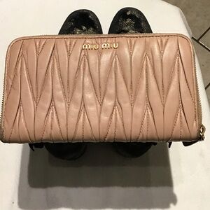 Miu Miu Matelassé Nappa Leather Wallet in a  Alabaster Pink